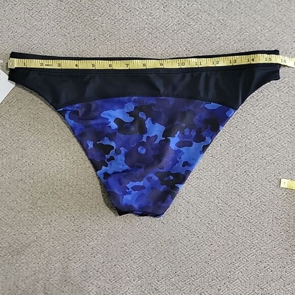 Athleta Blue Freestyle Camo Cheeky Swimsuit Bikini Bottom - Size Medium - Picture 10 of 14